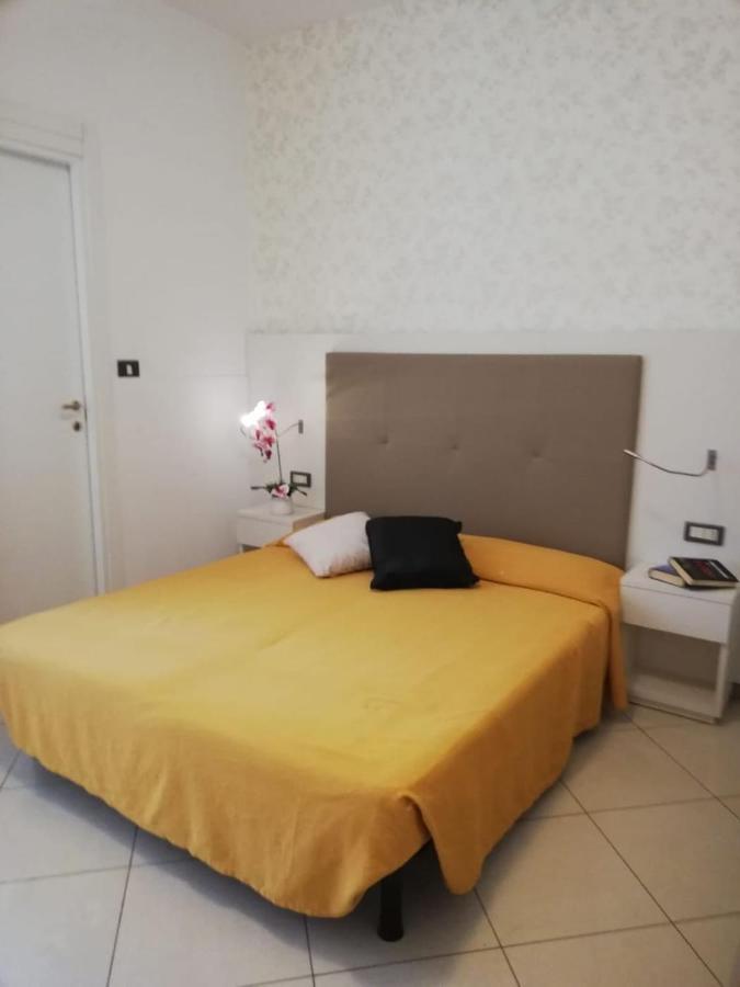 Hotel Metropol سوتّومارينا المظهر الخارجي الصورة
