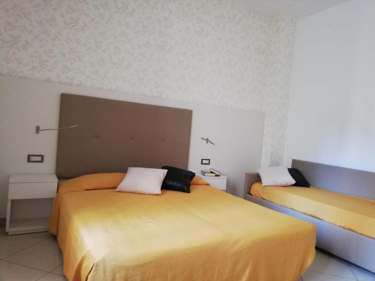 Hotel Metropol سوتّومارينا المظهر الخارجي الصورة