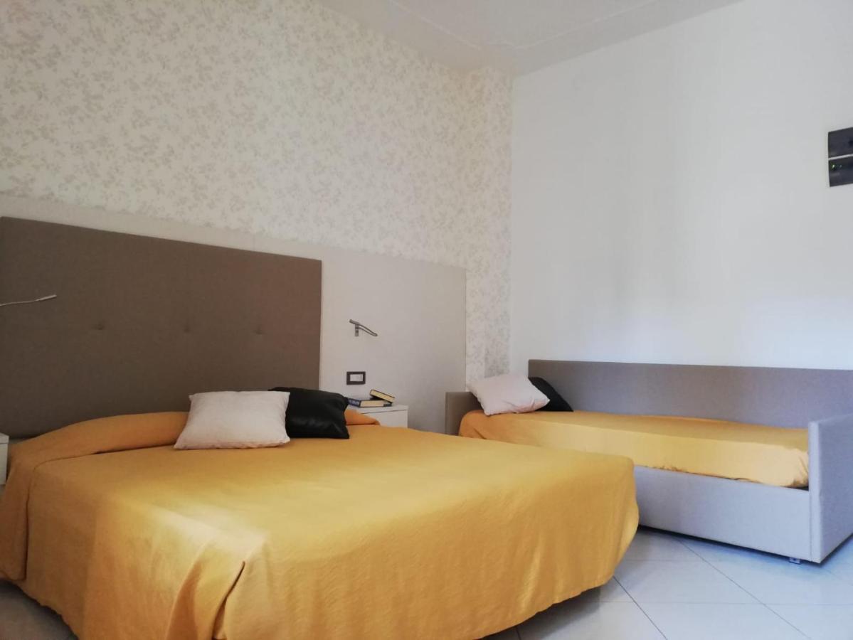 Hotel Metropol سوتّومارينا المظهر الخارجي الصورة