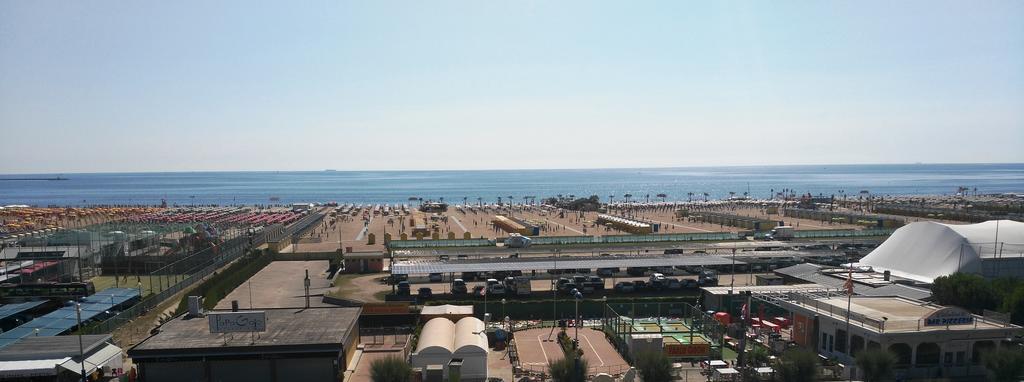 Hotel Metropol سوتّومارينا المظهر الخارجي الصورة