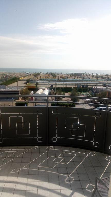 Hotel Metropol سوتّومارينا المظهر الخارجي الصورة