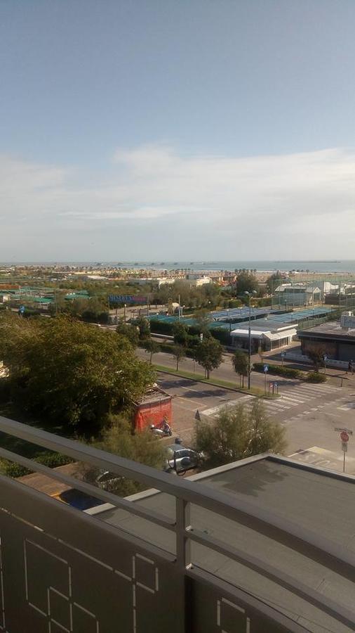 Hotel Metropol سوتّومارينا المظهر الخارجي الصورة