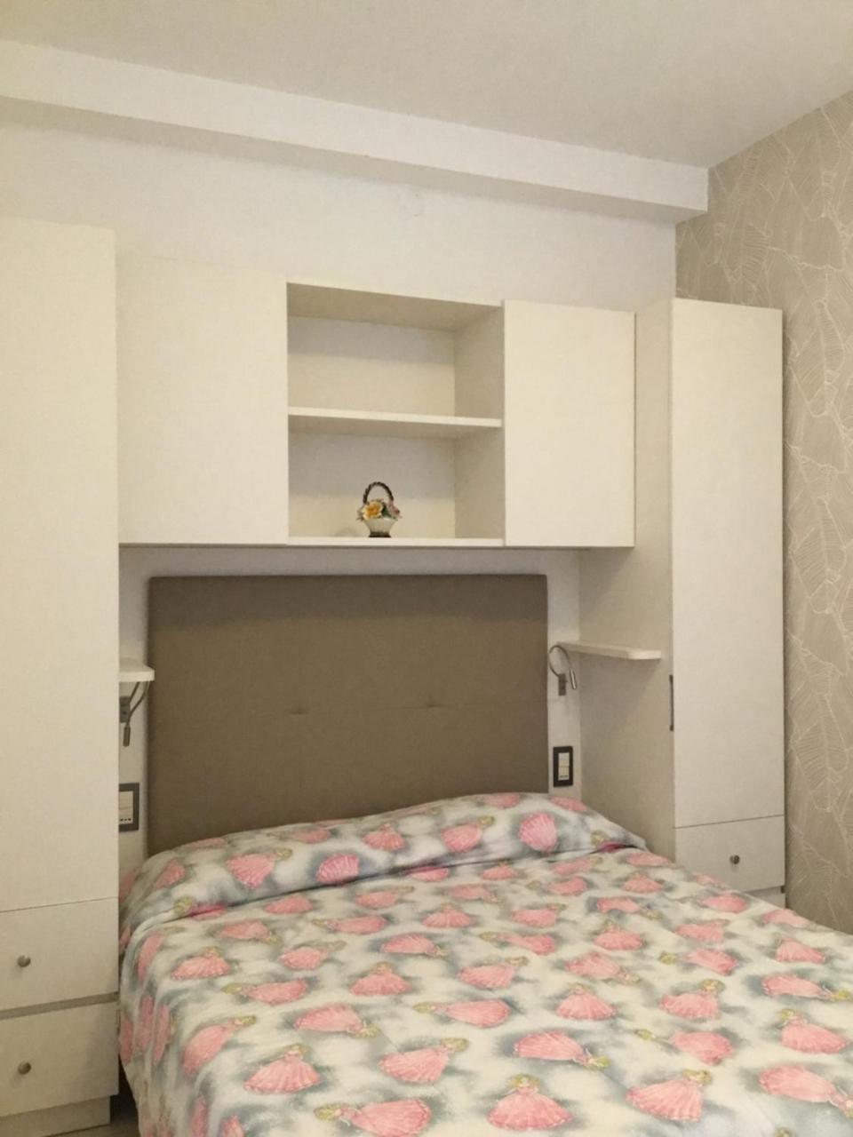 Hotel Metropol سوتّومارينا المظهر الخارجي الصورة