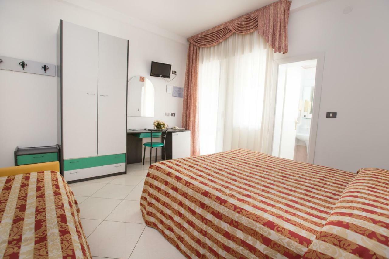 Hotel Metropol سوتّومارينا المظهر الخارجي الصورة